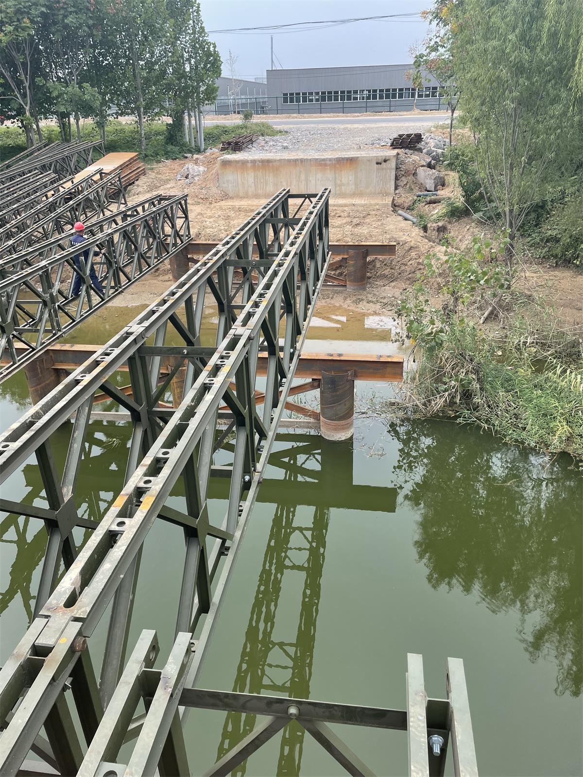 湖南浩潤路橋機(jī)械有限公司,郴州公路鋼橋設(shè)計(jì)制造加工,郴州鋼管樁橋梁設(shè)計(jì)制造加工