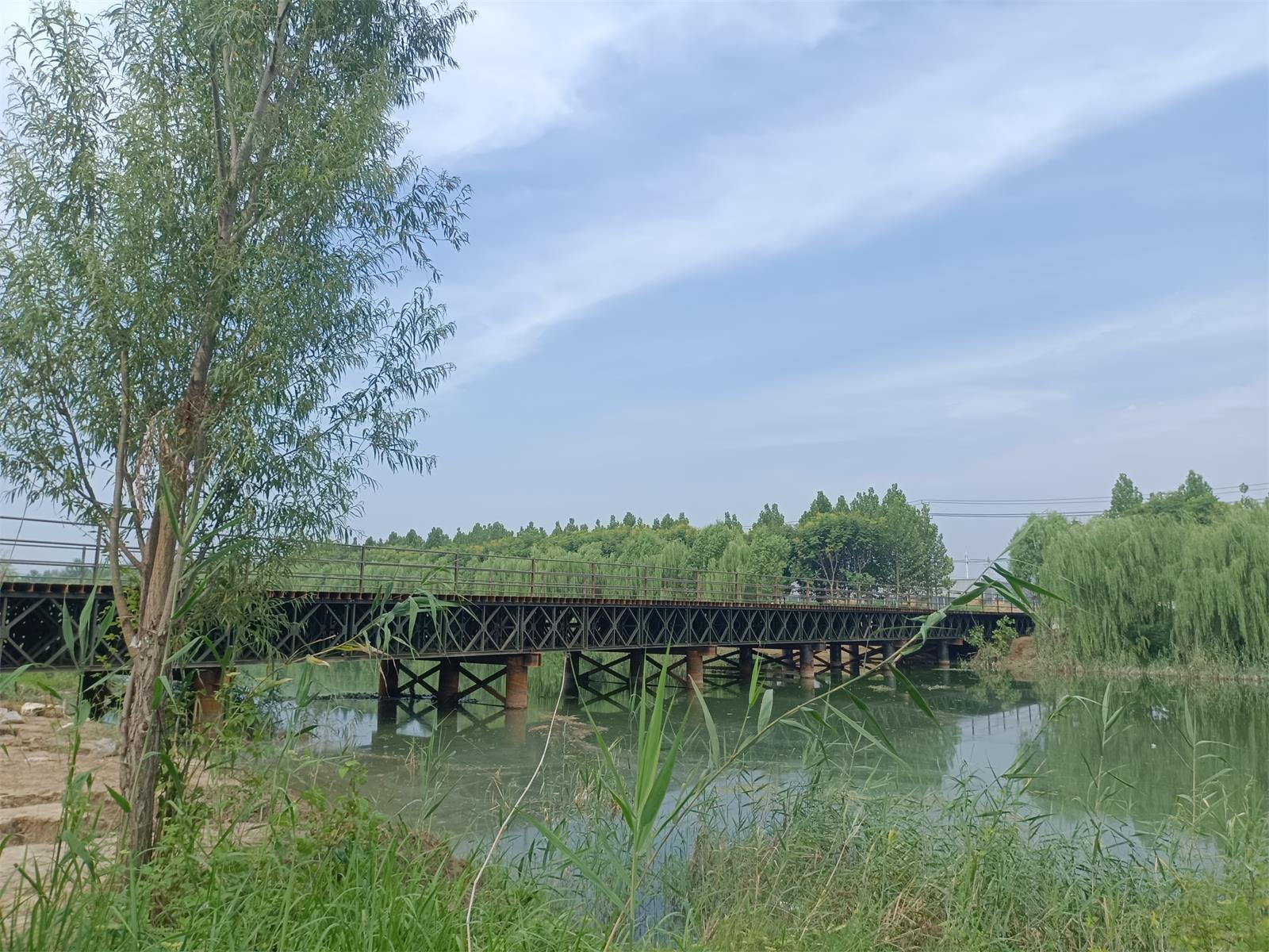 湖南浩潤路橋機(jī)械有限公司,郴州公路鋼橋設(shè)計(jì)制造加工,郴州鋼管樁橋梁設(shè)計(jì)制造加工